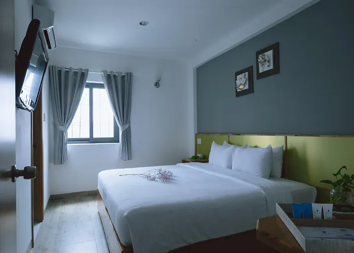 Khách sạn Happy Life Green
